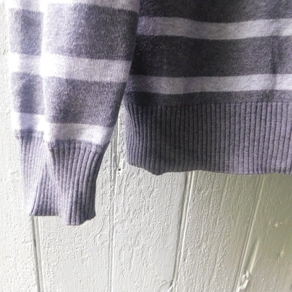 Striped Drawstring Hoodie Sweatshirt - Picture 3 of 12